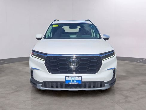 Used 2023 Honda Pilot Touring image 2