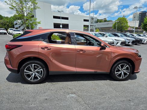 Used 2025 Lexus RX 350 Premium w/ Accessory Package (Z1) FWD image 7