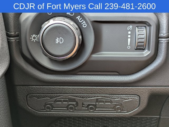 New 2026 Jeep Wrangler Unlimited Sahara AWD/4WD image 17