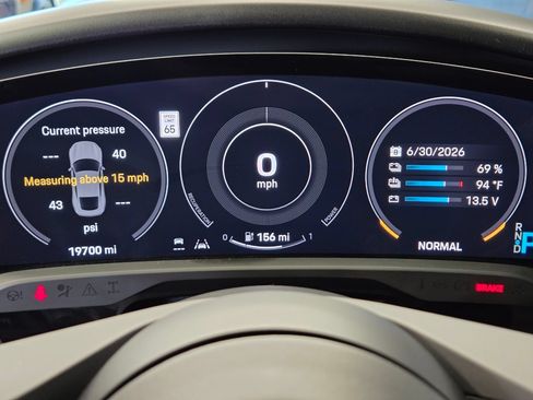 Certified 2021 Porsche Taycan Turbo S AWD/4WD image 21