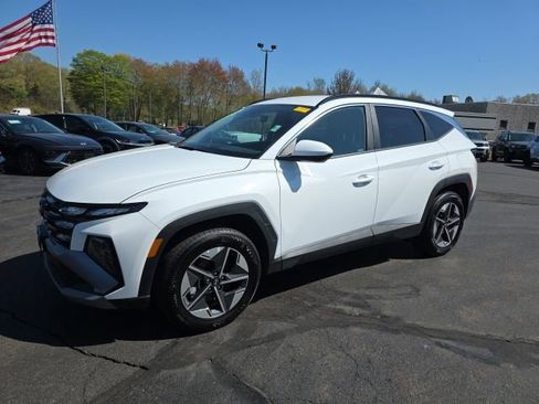 Used 2025 Hyundai Tucson SEL AWD/4WD image 2