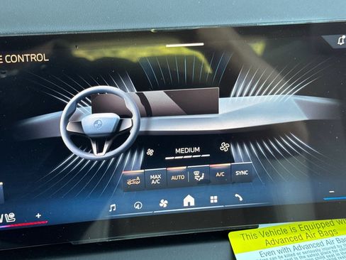 Used 2025 BMW X3 xDrive30i w/ Convenience Package image 25