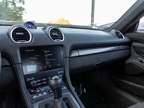 Certified 2025 Porsche 718 Cayman GT4 RS image 45