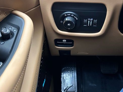 New 2026 Jeep Grand Cherokee L Summit AWD/4WD image 21