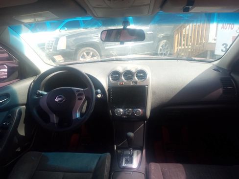 Used 2010 Nissan Altima 2.5 S image 6