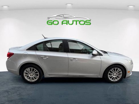 Used 2013 Chevrolet Cruze Eco image 6