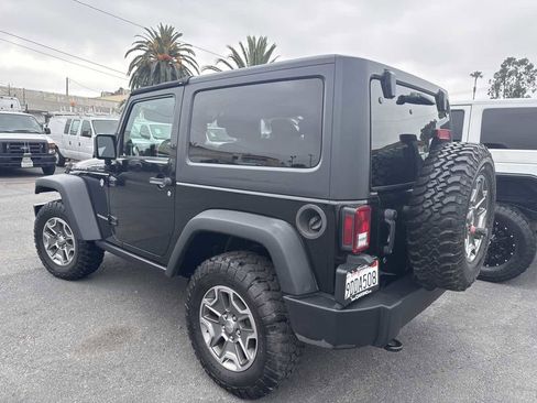 Used 2014 Jeep Wrangler Rubicon w/ Power Convenience Group AWD/4WD image 10