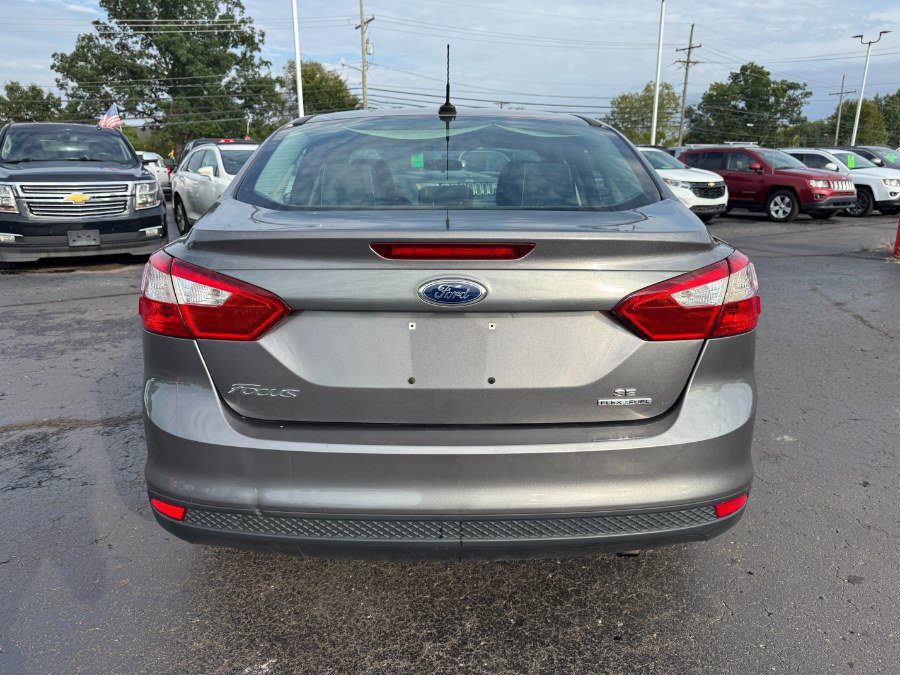 Used 2014 Ford Focus SE FWD image 4