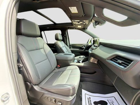 Used 2023 Chevrolet Suburban RST w/ Luxury Package AWD/4WD image 33