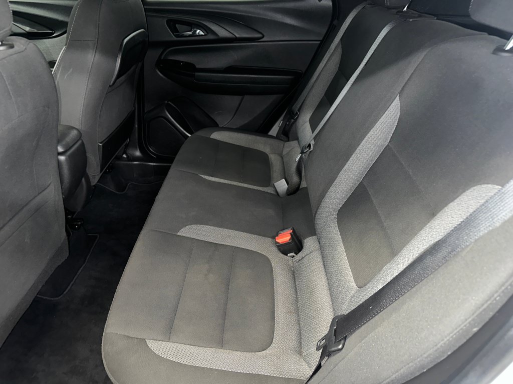 Used 2021 Chevrolet TrailBlazer LT w/ Convenience Package FWD image 18