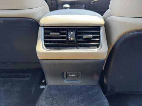 Used 2023 Lexus LS 500 w/ Accessory Package (Z2) RWD image 40