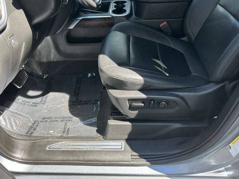 Used 2021 GMC Sierra 1500 SLT w/ SLT Premium Plus Package image 13