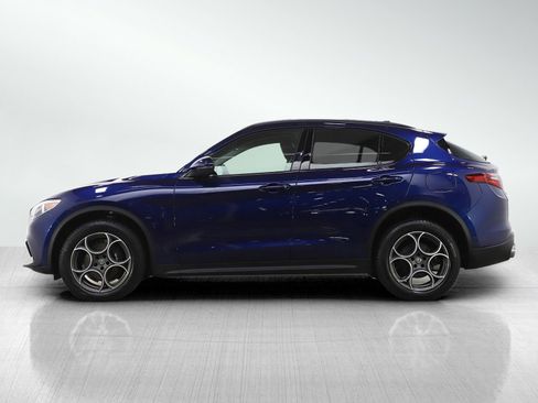 Used 2018 Alfa Romeo Stelvio Sport w/ Quick Order Package 22J Sport image 2