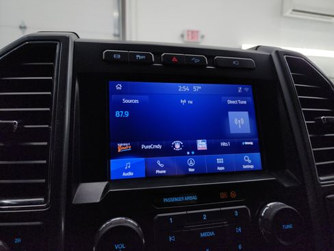 Used 2022 Ford F350 XLT w/ XLT Premium Package image 45