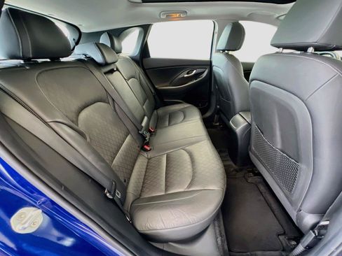 Used 2019 Hyundai Elantra GT w/ Style Package 02 FWD image 26