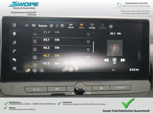 Used 2025 Nissan Rogue SL w/ Tech Package FWD image 23