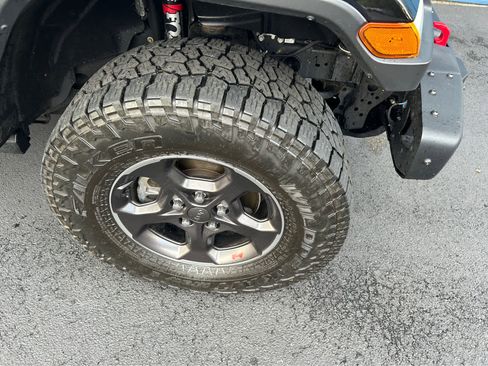 Used 2021 Jeep Gladiator Rubicon w/ LED Lighting Group image 36