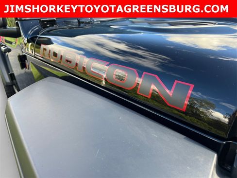 Used 2025 Jeep Wrangler Unlimited Rubicon w/ Convenience Group image 12