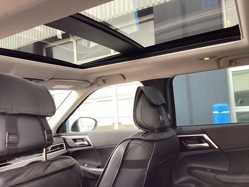 Used 2023 Mitsubishi Outlander SE image 18