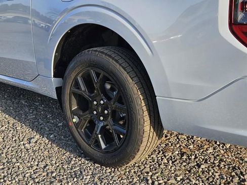 New 2026 Ford Maverick Lobo AWD/4WD image 6