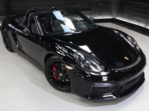 Used 2016 Porsche Boxster Spyder RWD image 37
