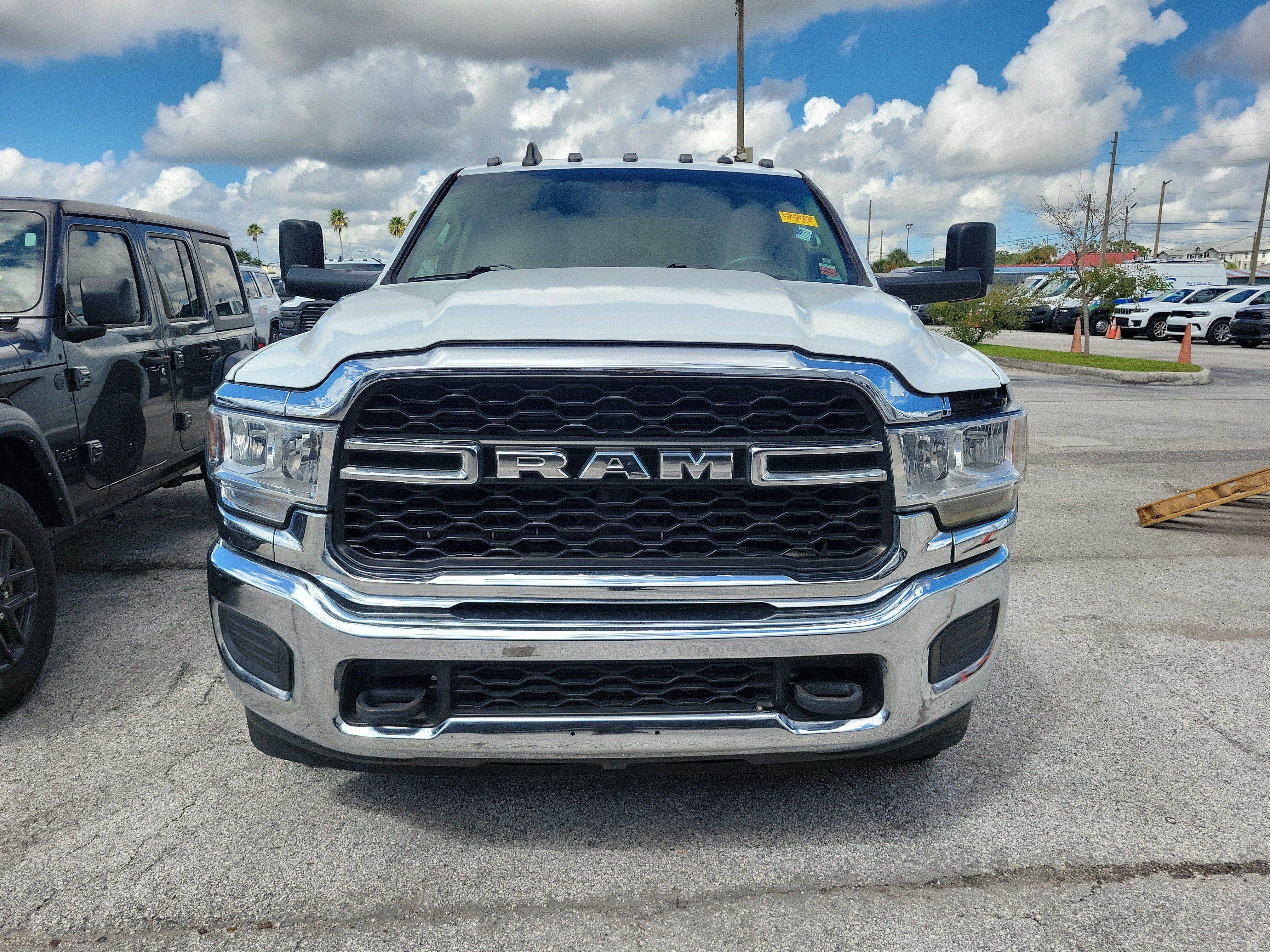 Used 2020 RAM 3500 Big Horn AWD/4WD image 2
