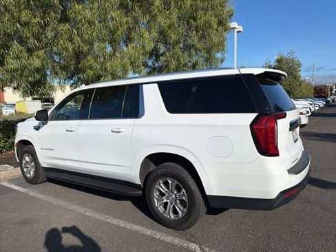 Used 2022 GMC Yukon XL SLE w/ Max Trailering Package image 11