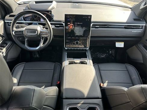 Used 2025 GMC Sierra EV Denali image 19