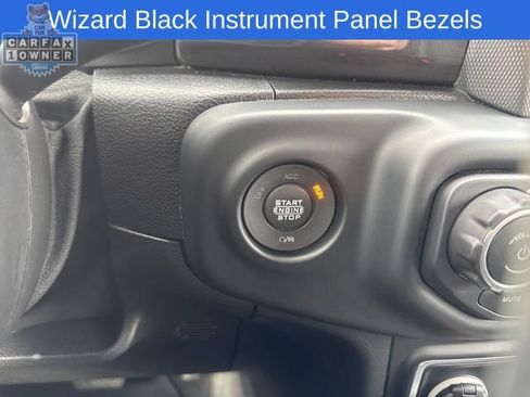 Used 2021 Jeep Wrangler Unlimited Sahara AWD/4WD image 36