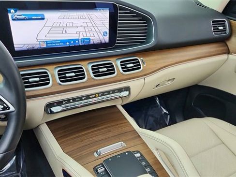 Used 2024 Mercedes-Benz GLE 350 4MATIC image 42