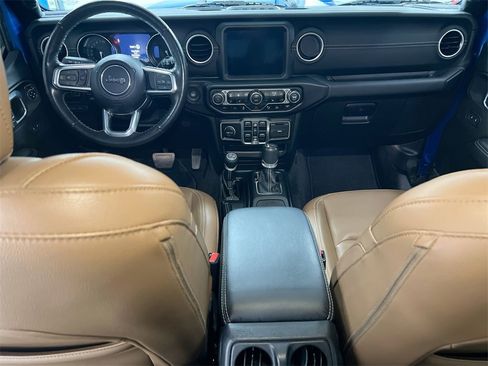 Used 2021 Jeep Wrangler Unlimited Sahara w/ Cold Weather Group image 10