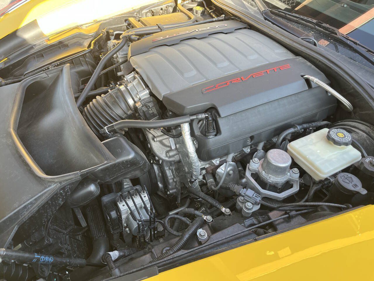 Used 2014 Chevrolet Corvette Stingray Coupe w/ 2LT Preferred Equipment Group RWD image 17