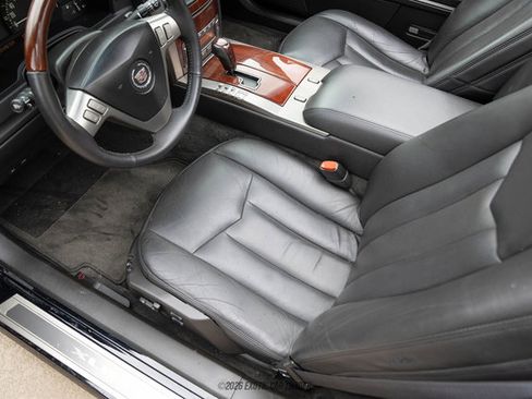 Used 2006 Cadillac XLR RWD image 51
