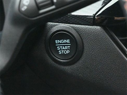 Used 2024 Ford Escape ST-Line image 34