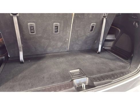 Used 2022 Honda Pilot Touring image 8