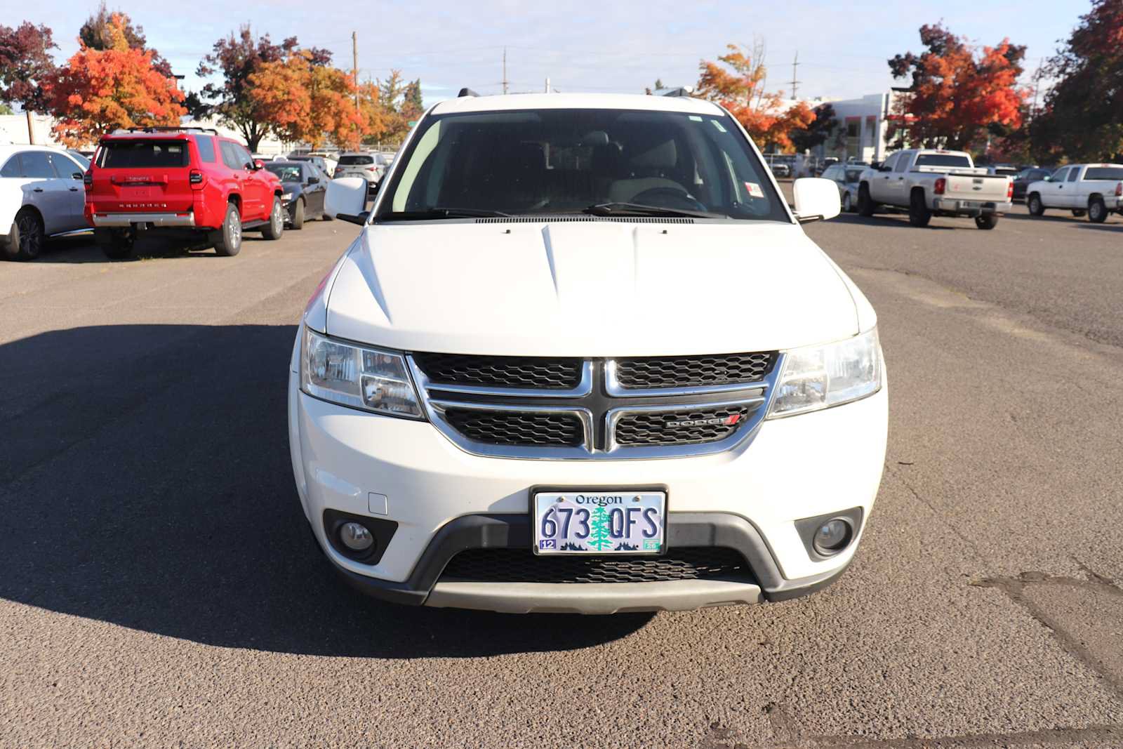 Used 2015 Dodge Journey SXT w/ Flexible Seating Group FWD image 2