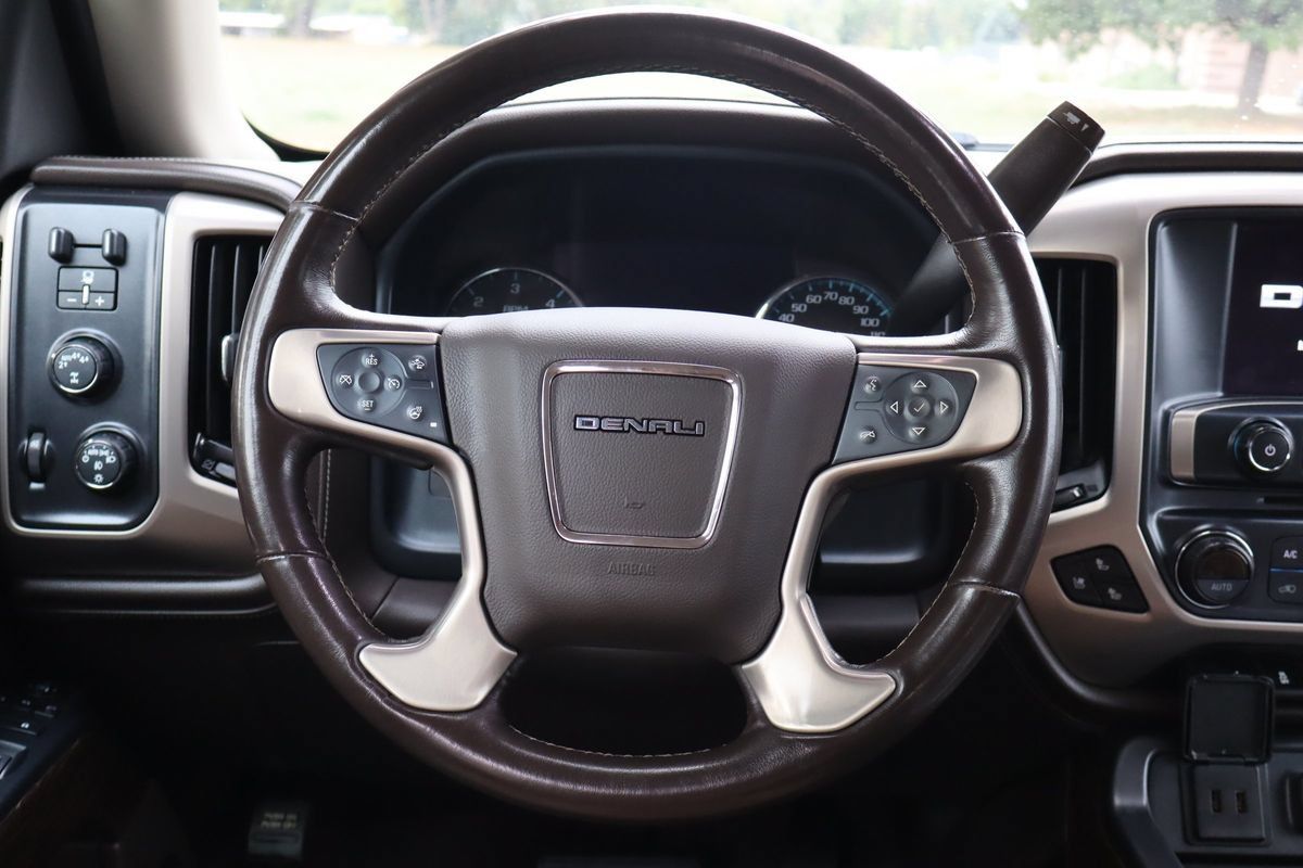 Used 2018 GMC Sierra 1500 Denali AWD/4WD image 18