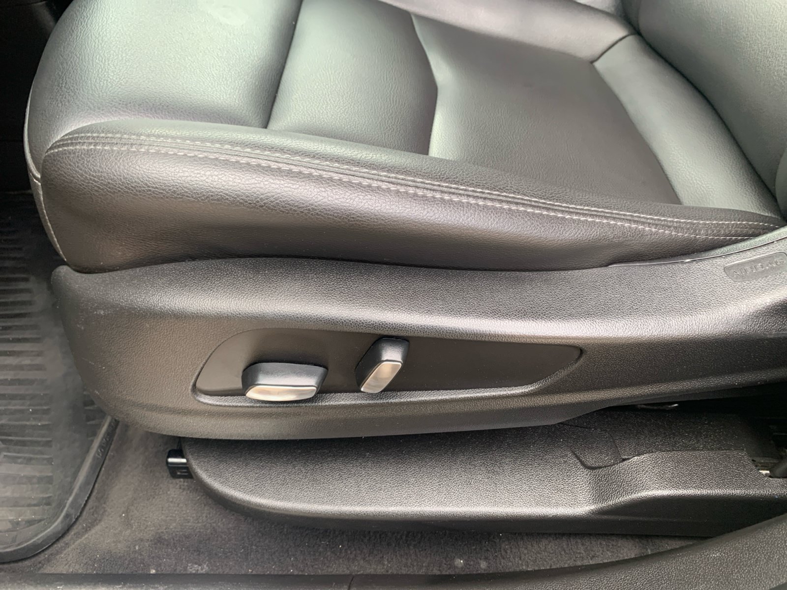 Used 2020 Cadillac XT5 Luxury FWD image 18