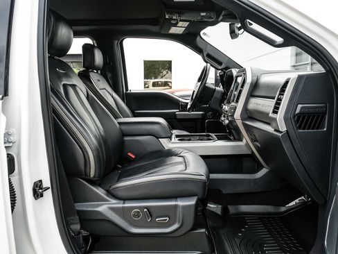 Used 2022 Ford F350 Platinum AWD/4WD image 26