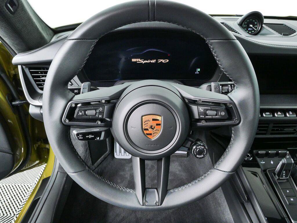 Used 2026 Porsche 911 GTS RWD image 9