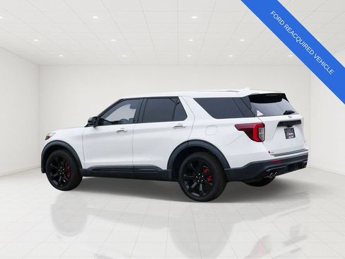 Used 2022 Ford Explorer ST w/ Equipment Group 401A AWD/4WD image 4
