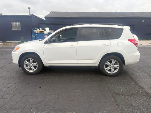 Used 2012 Toyota RAV4 4WD w/ Upgrade Value Pkg image 4