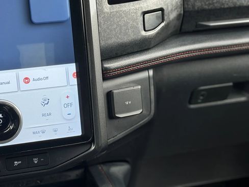 Used 2023 Ford Expedition Max Limited image 36