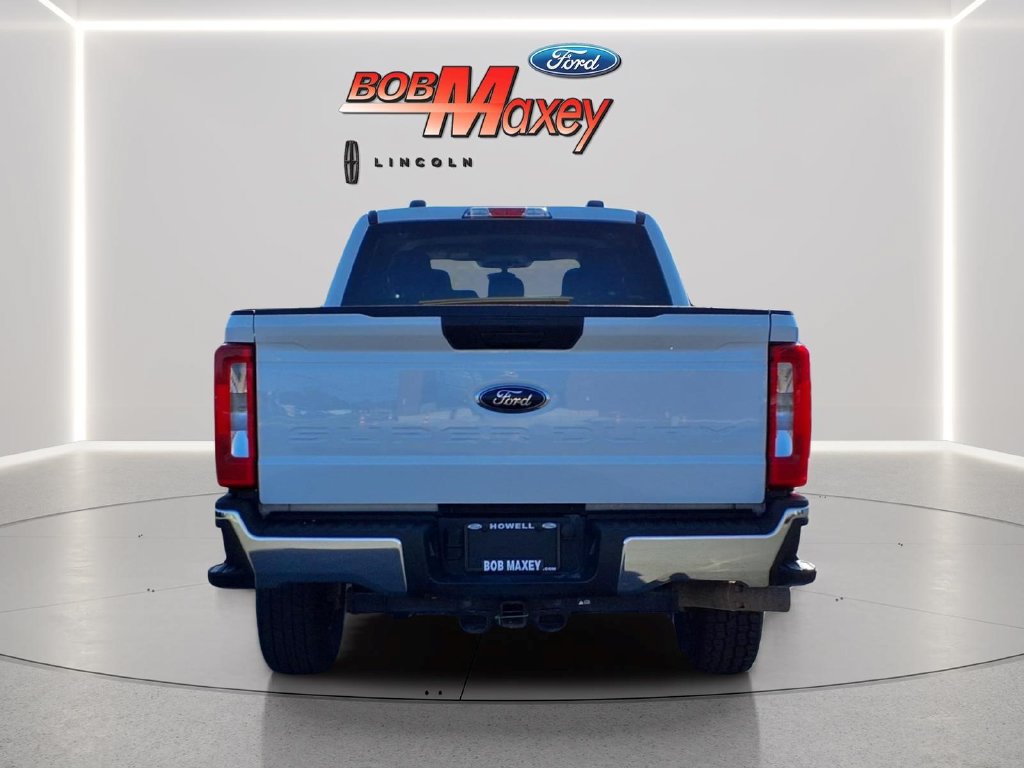 Used 2025 Ford F250 XLT AWD/4WD image 6