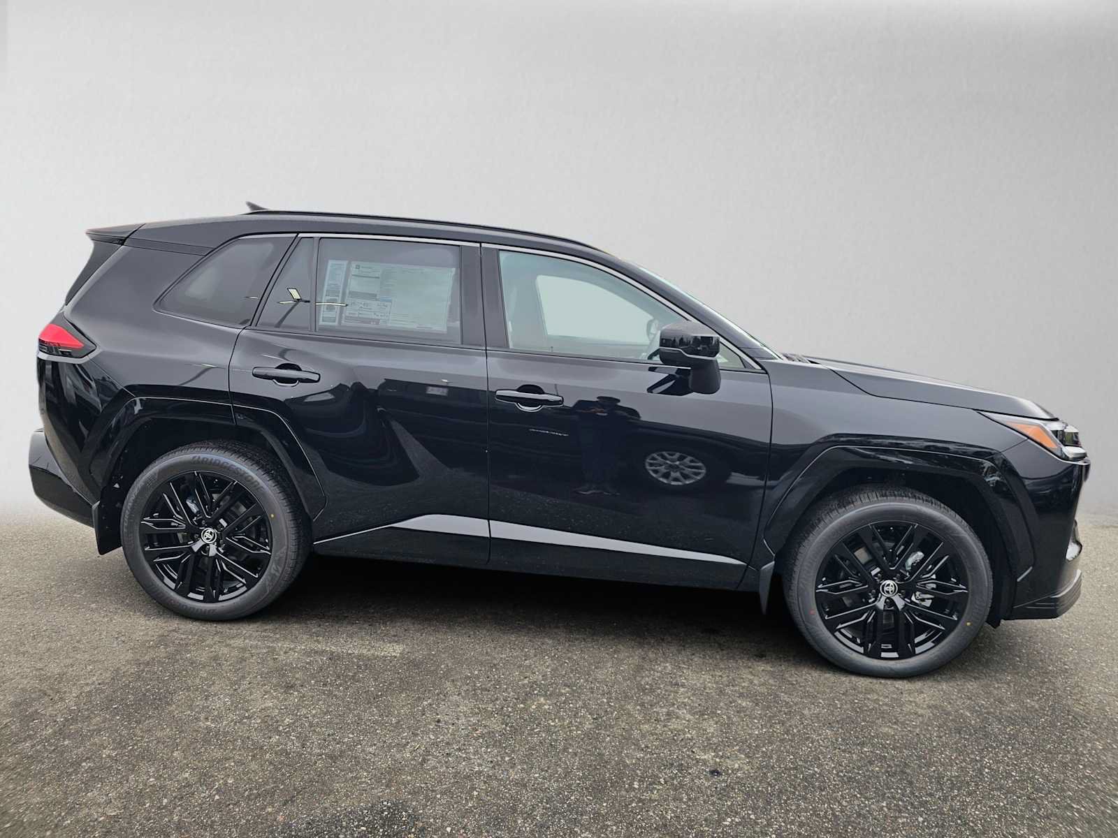 New 2026 Toyota RAV4 XSE AWD/4WD image 2
