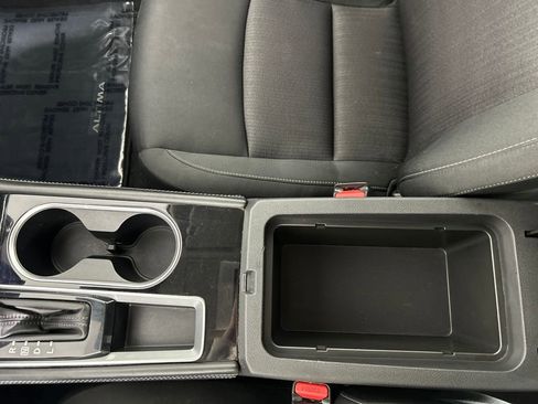 Used 2023 Nissan Altima 2.5 SV image 15