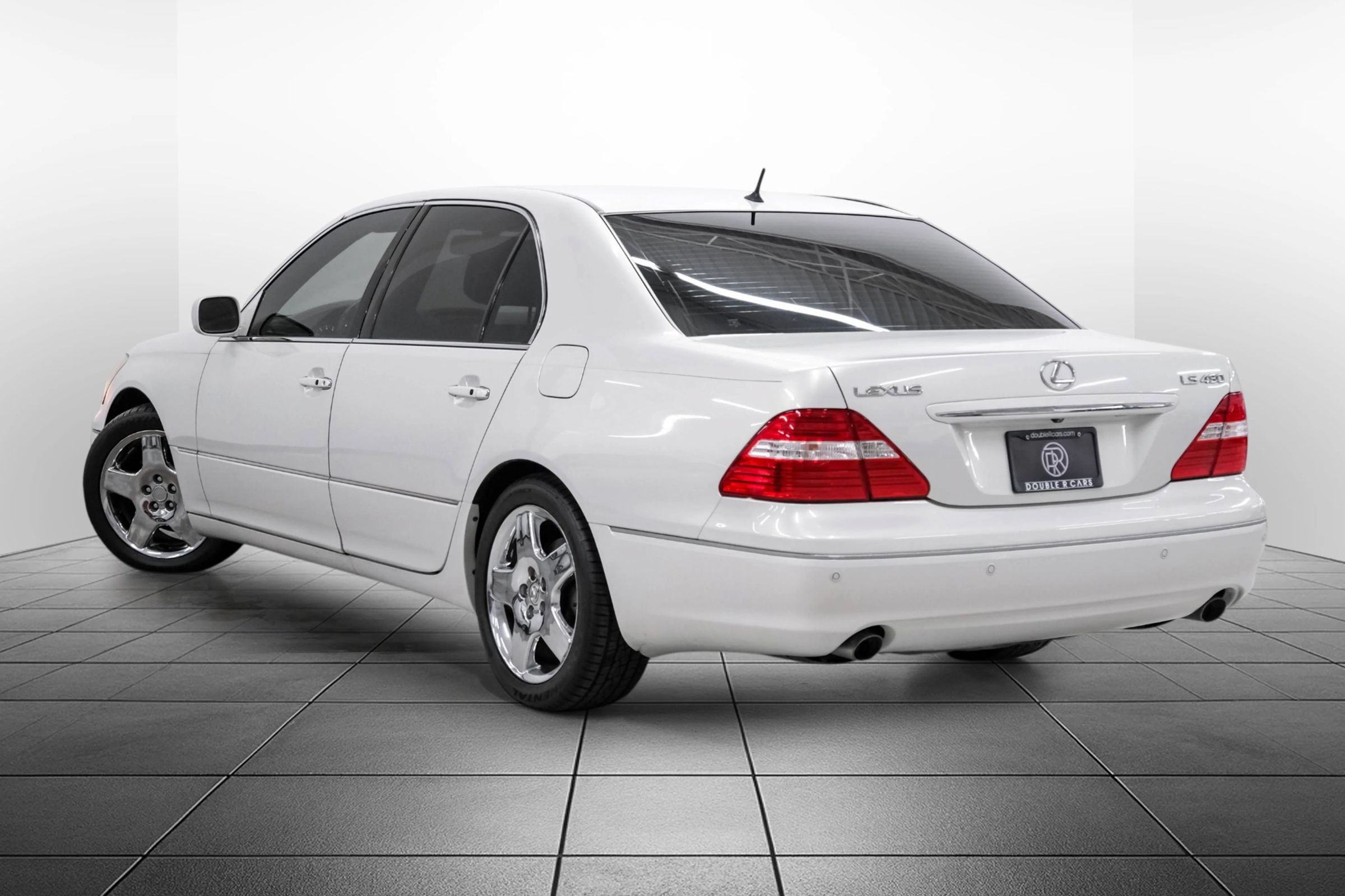 Used 2006 Lexus LS 430 w/ Modern Luxury Pkg RWD image 11