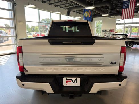 Used 2017 Ford F350 Platinum w/ Platinum Ultimate Package AWD/4WD image 6