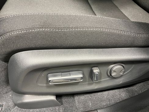 New 2025 Honda CR-V EX image 17