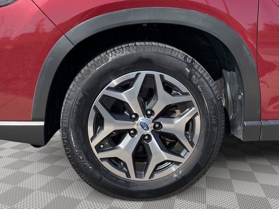 Used 2019 Subaru Forester Premium w/ Popular Package #1 AWD/4WD image 8